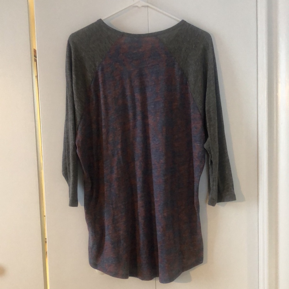 LuLaRoe Randy Top 2XL - Picture 2 of 4